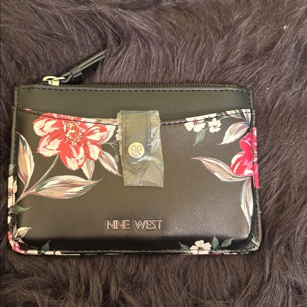 NINE WEST JOLLIE SLG FLORAL WALLET NWOT SNAP & ZIP POCKET